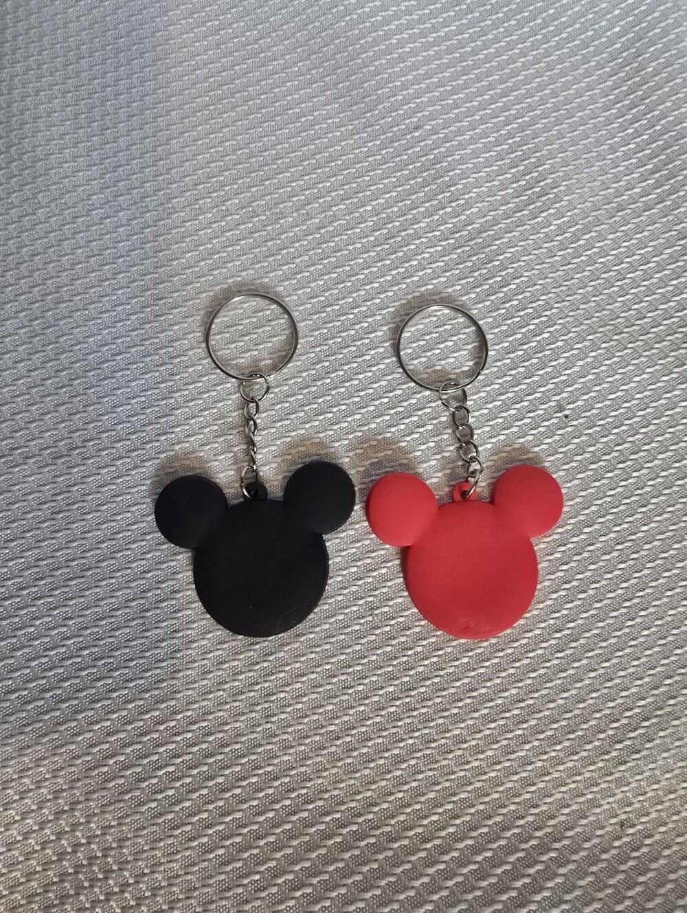 🚨3/30% OFF🚨 Disney Keychains